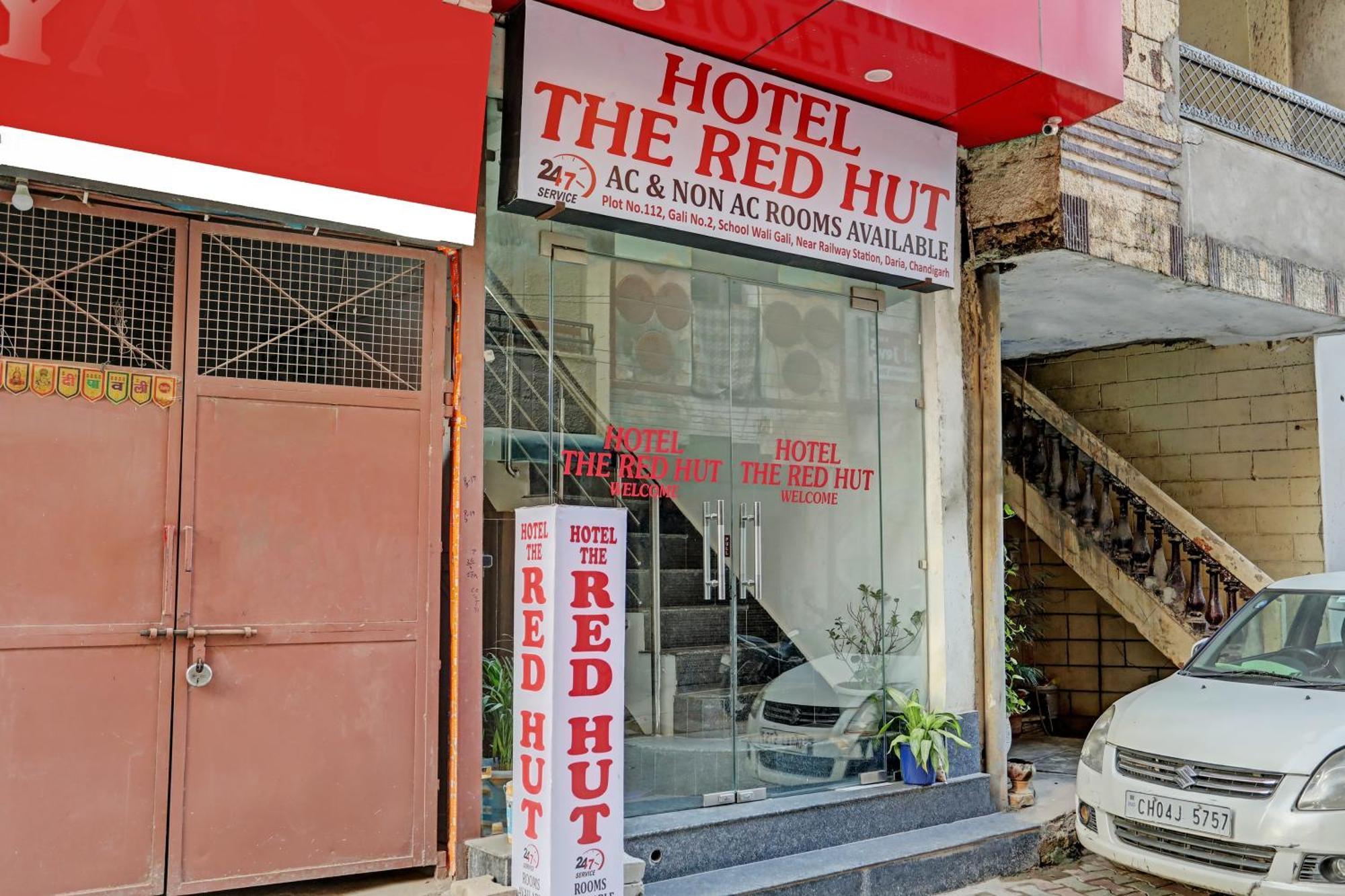 Oyo Hotel The Red Hut Чандигарх Экстерьер фото